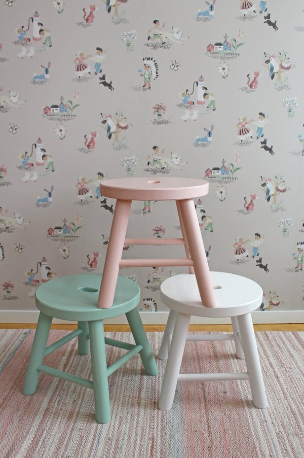 Small pink stool
